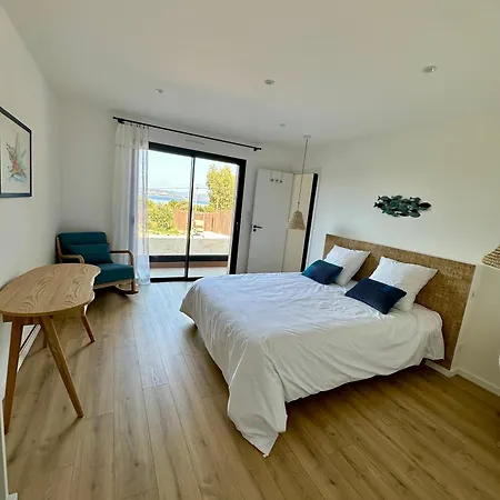 Perle De Giens * Єр